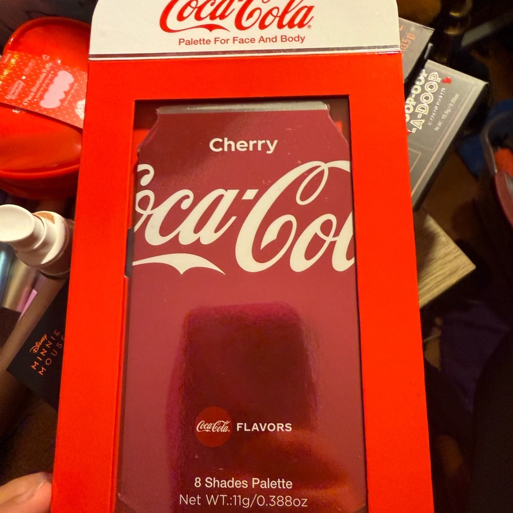 Coca Cola Cherry Palette